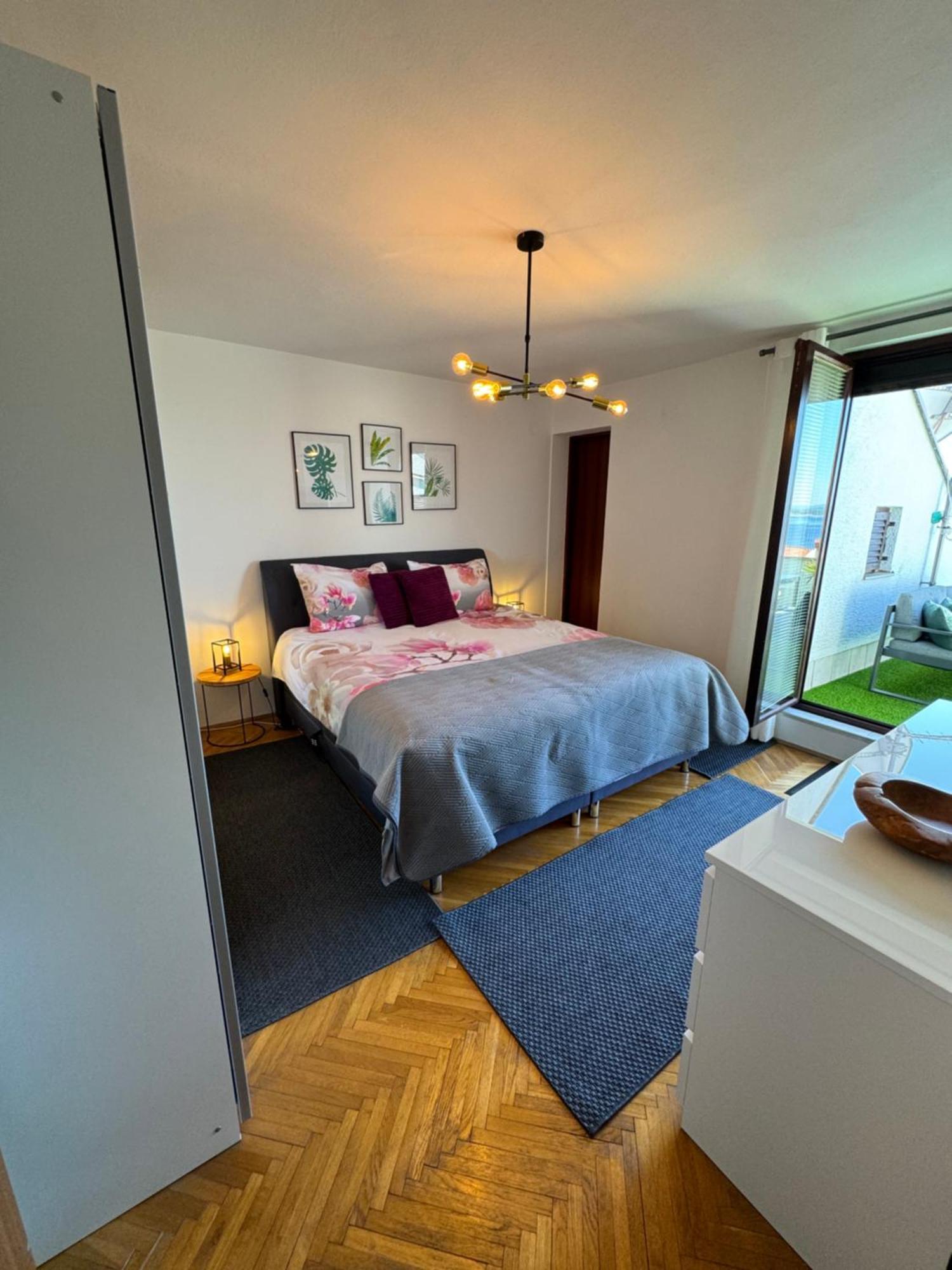 Penthouse Apartment Криквеница Екстериор снимка