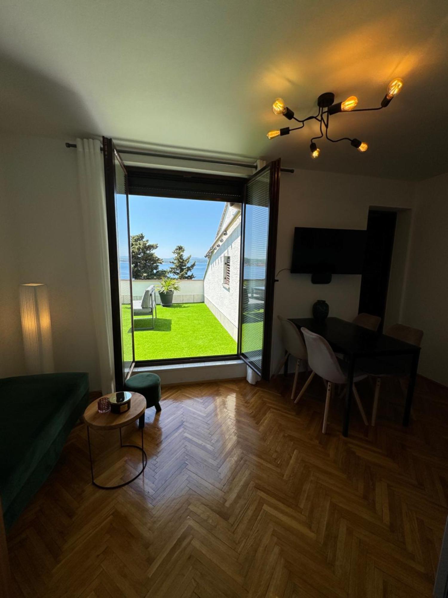 Penthouse Apartment Криквеница Екстериор снимка