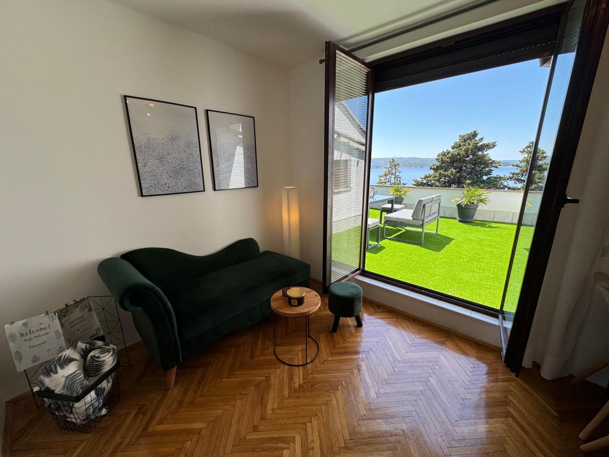 Penthouse Apartment Криквеница Екстериор снимка