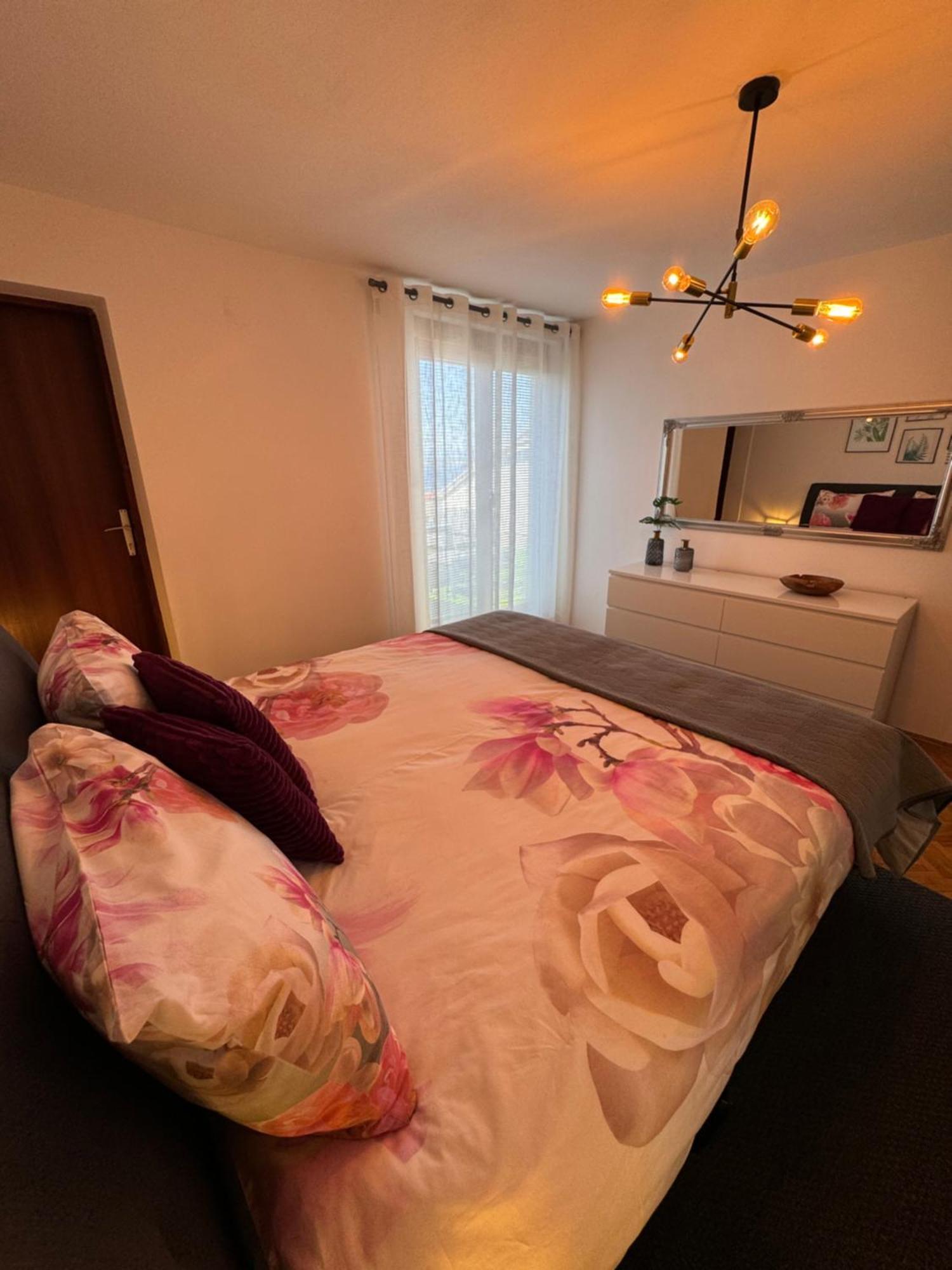 Penthouse Apartment Криквеница Екстериор снимка