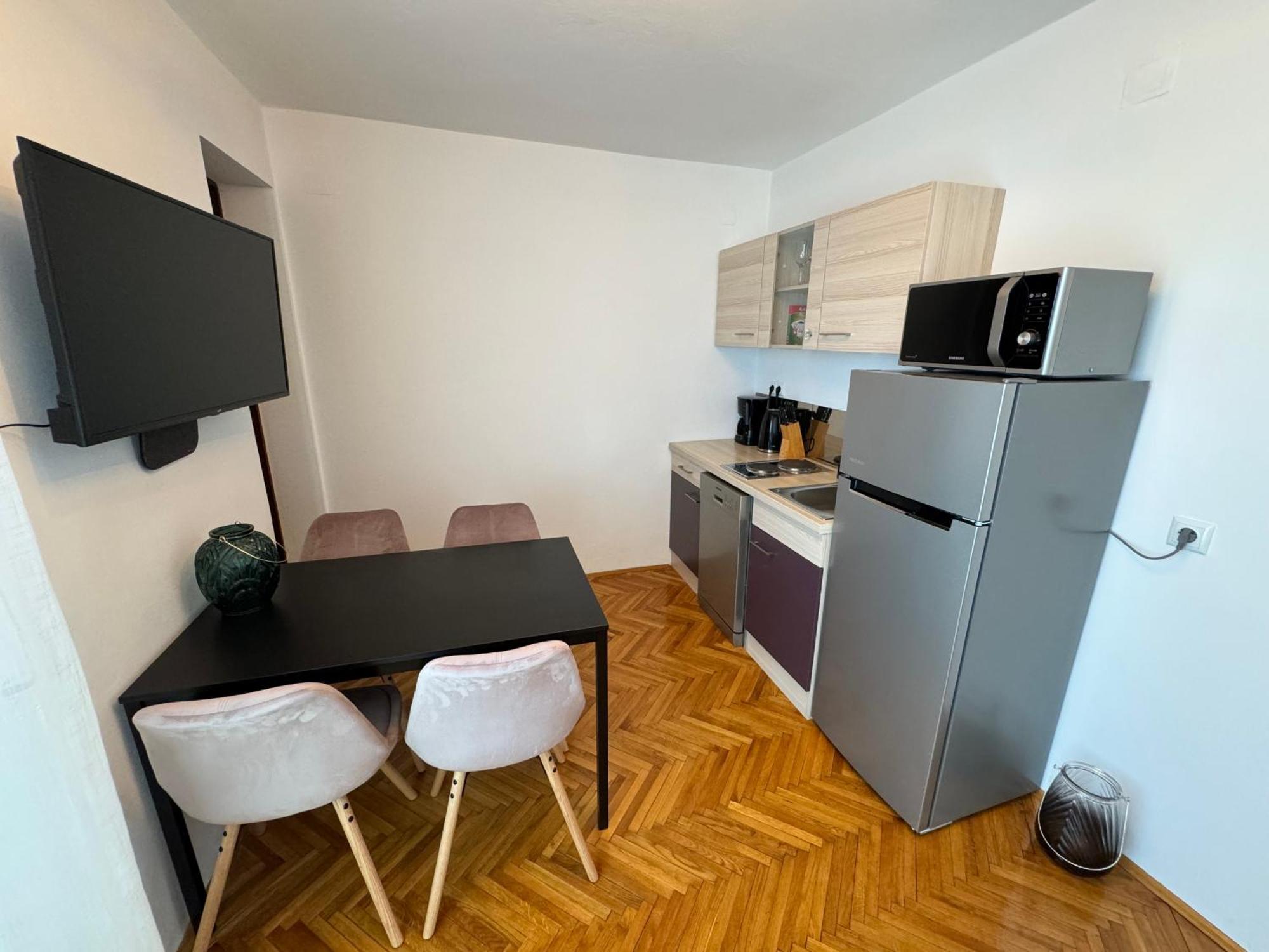 Penthouse Apartment Криквеница Екстериор снимка